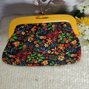 Vintage hand clutch